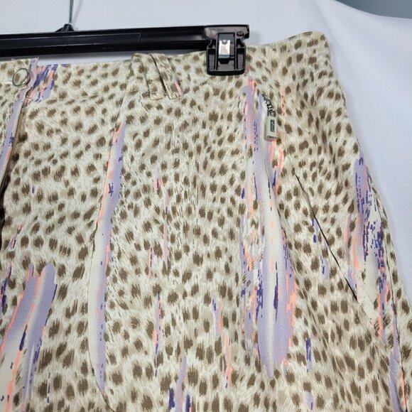 DKNY Women's Animal Prink Golf Skort With Front Zip Pockets Size 18 - Picture 3 of 13